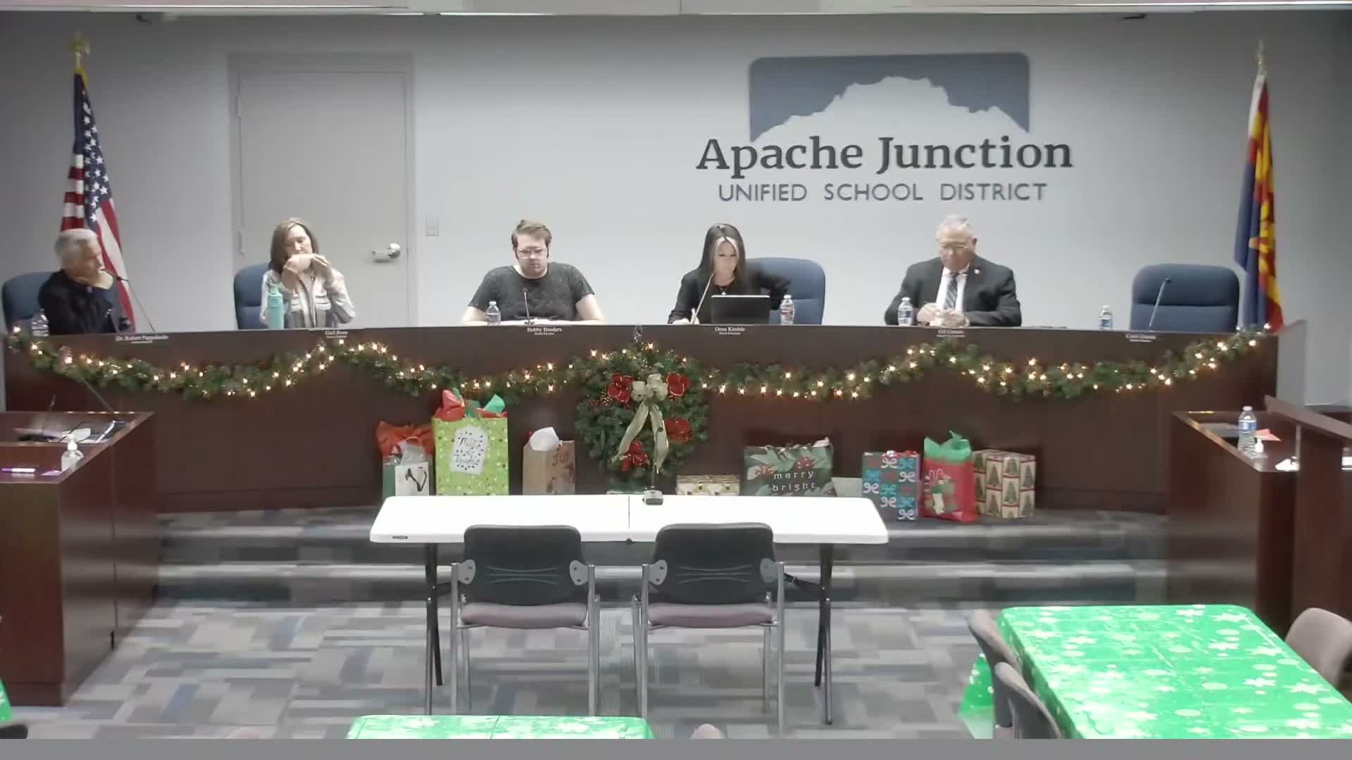 Apache Junction Unified District board accepts Kenneth D. Woods’ resignation after executive session