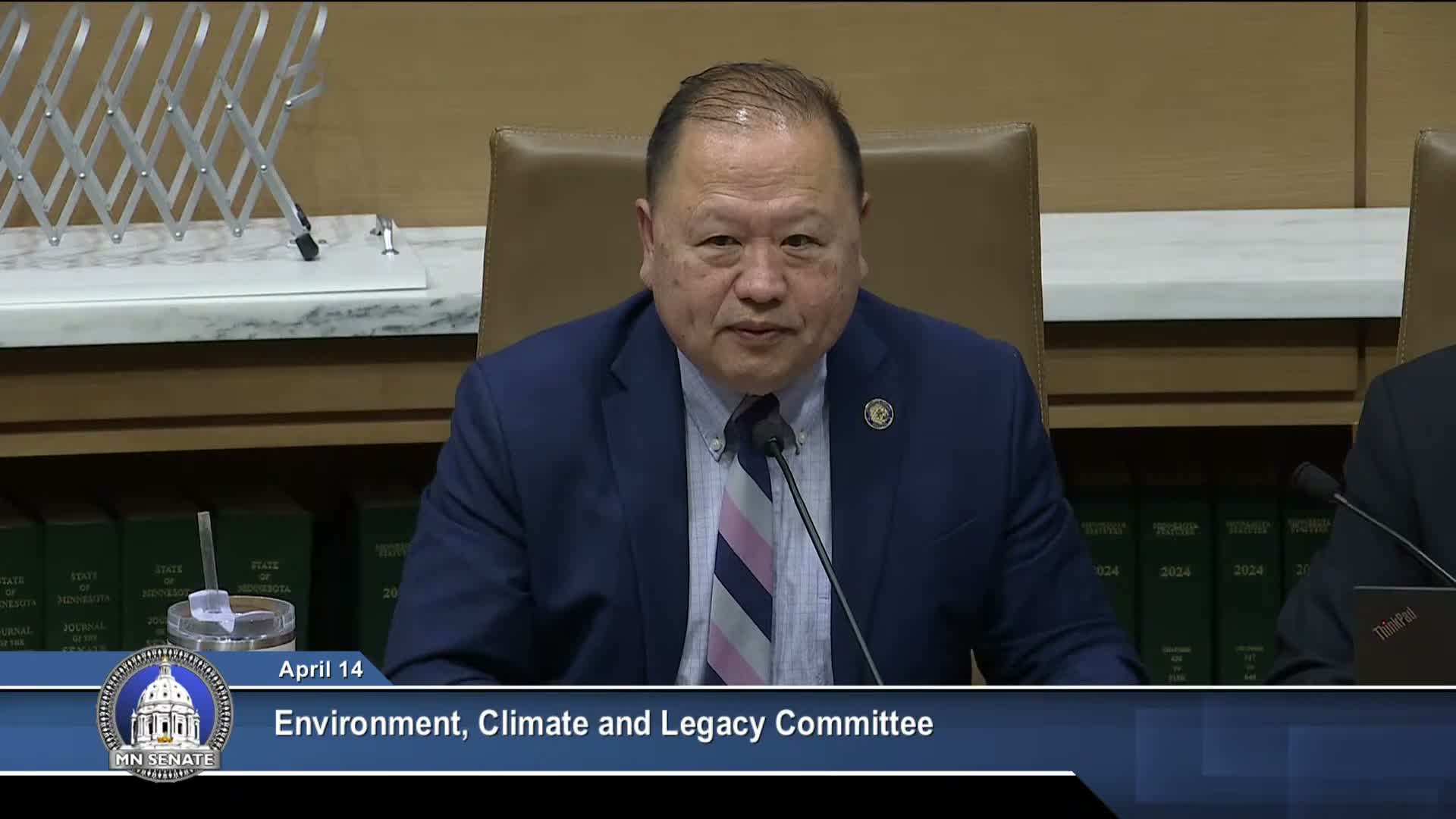 Senate committee advances Minnesota Foraging Act after debate over permits, rulemaking and access