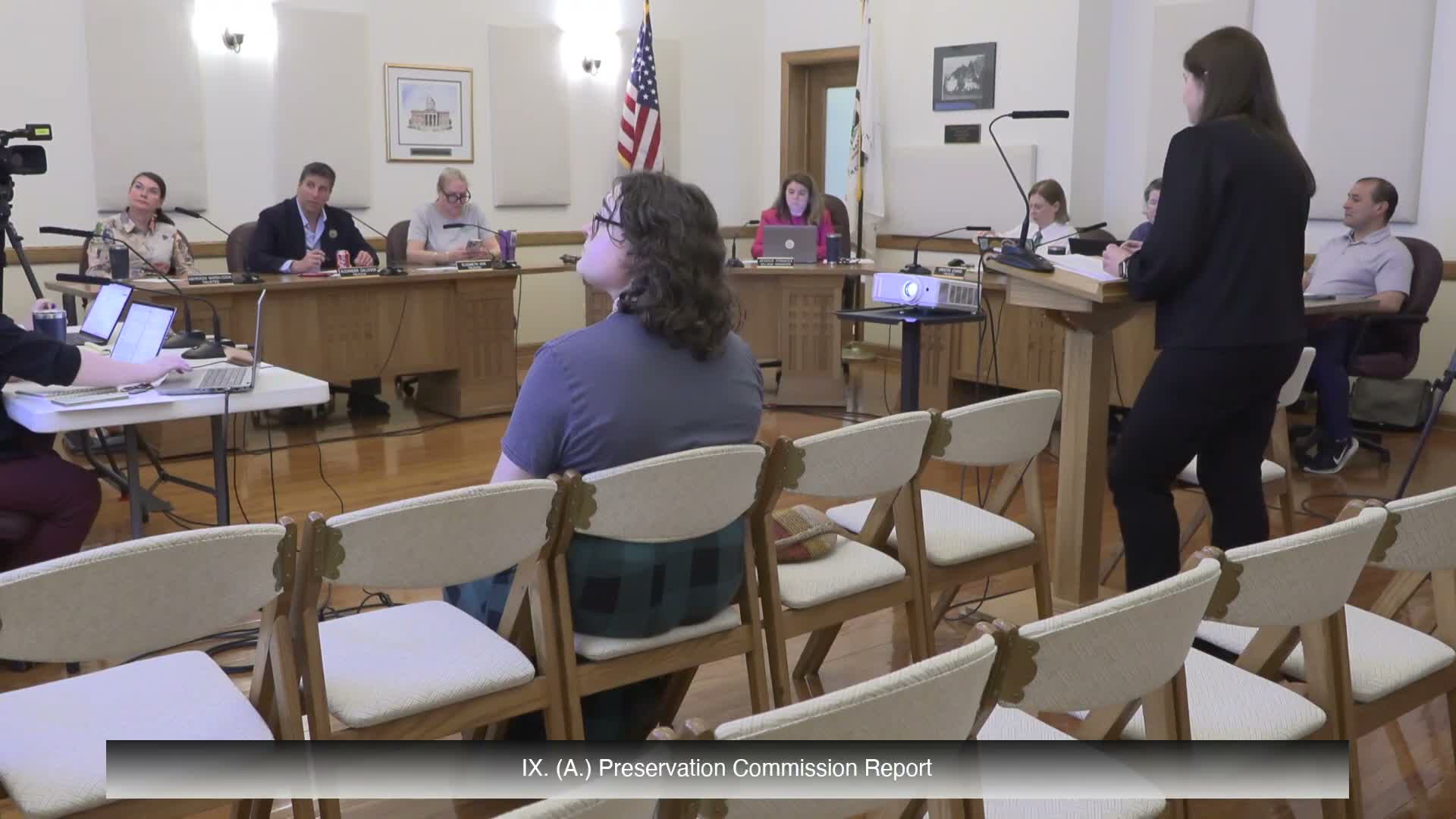 Riverside board directs staff to draft food‑truck and outdoor‑dining code changes, discusses deck coverage