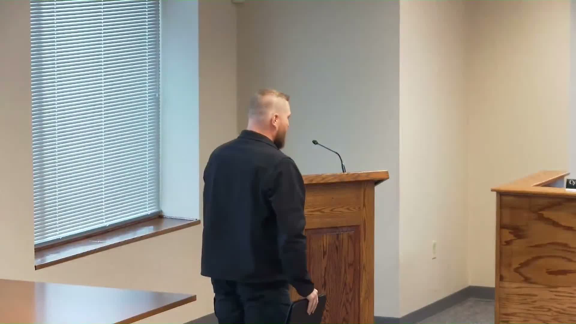 Chief deputy coroner asks Washington County commissioners for two vehicles, says fees will cover cost