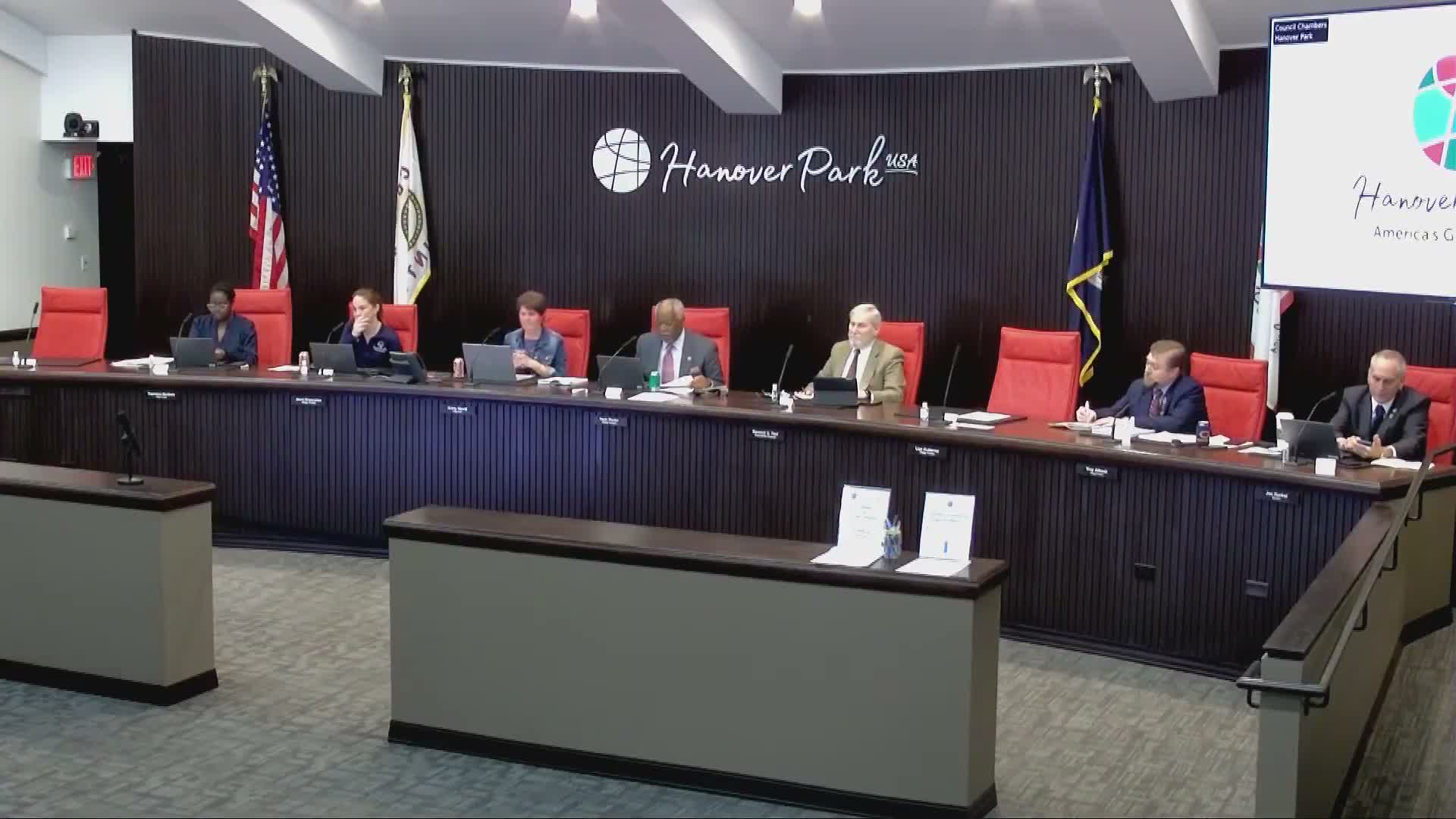 Hanover Park board approves $60,000 water‑fee waiver to help keep Safari Springs open
