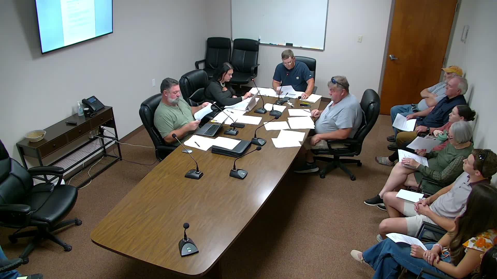 Coffee County board grants variance to site double-wide trailer near Shipley Road pond