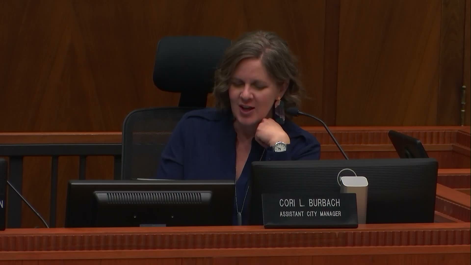 Council receives certified list for police chief candidates, motion passes 7–0