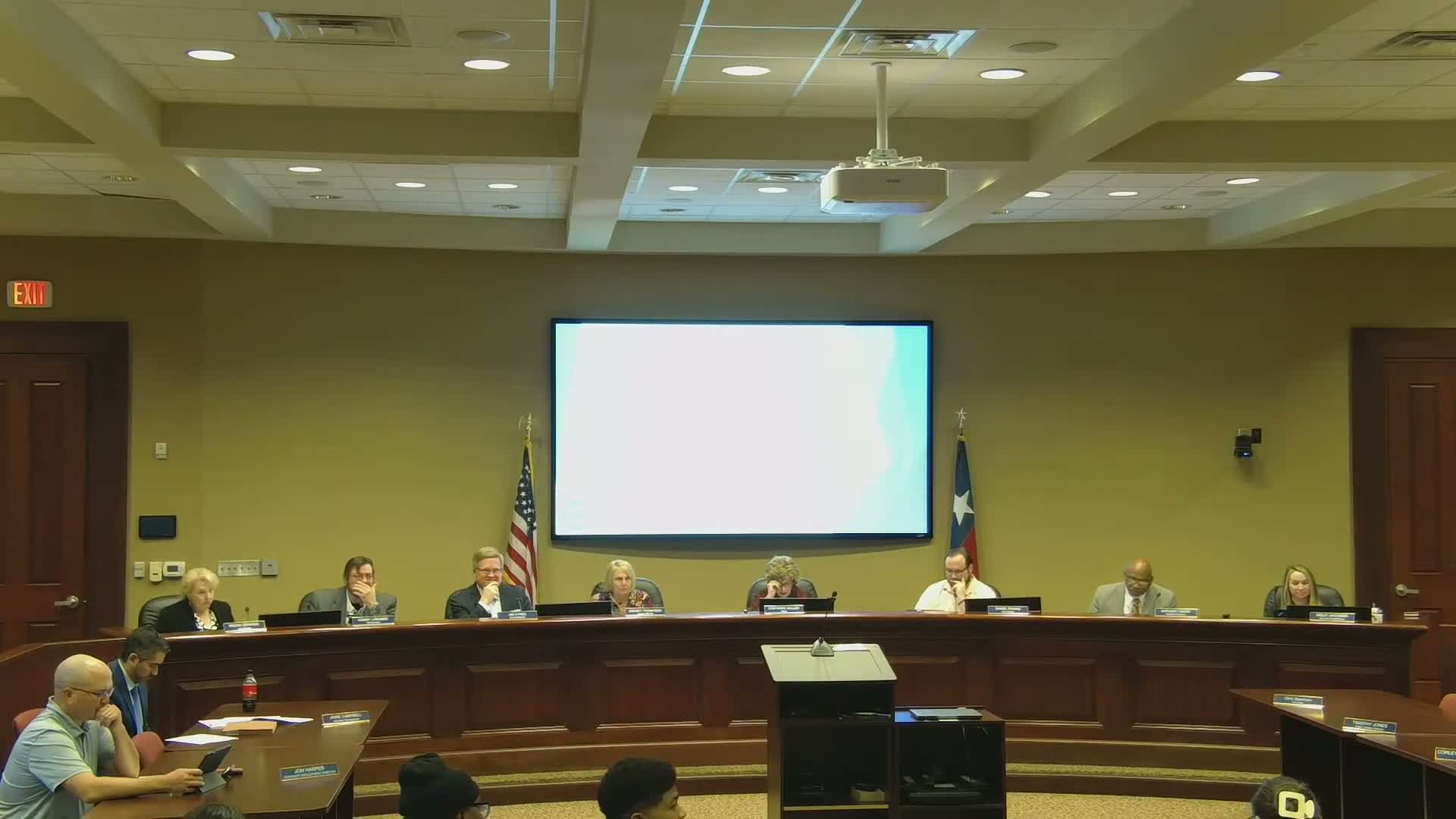Votes at a glance: Commerce council approves several routine measures, tables vacant‑building ordinance