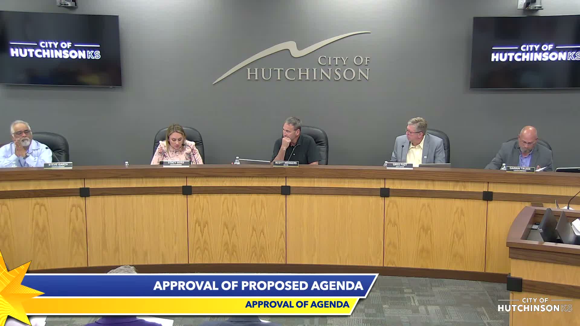 Residents and officials spar over HutchRec oversight as council weighs next steps