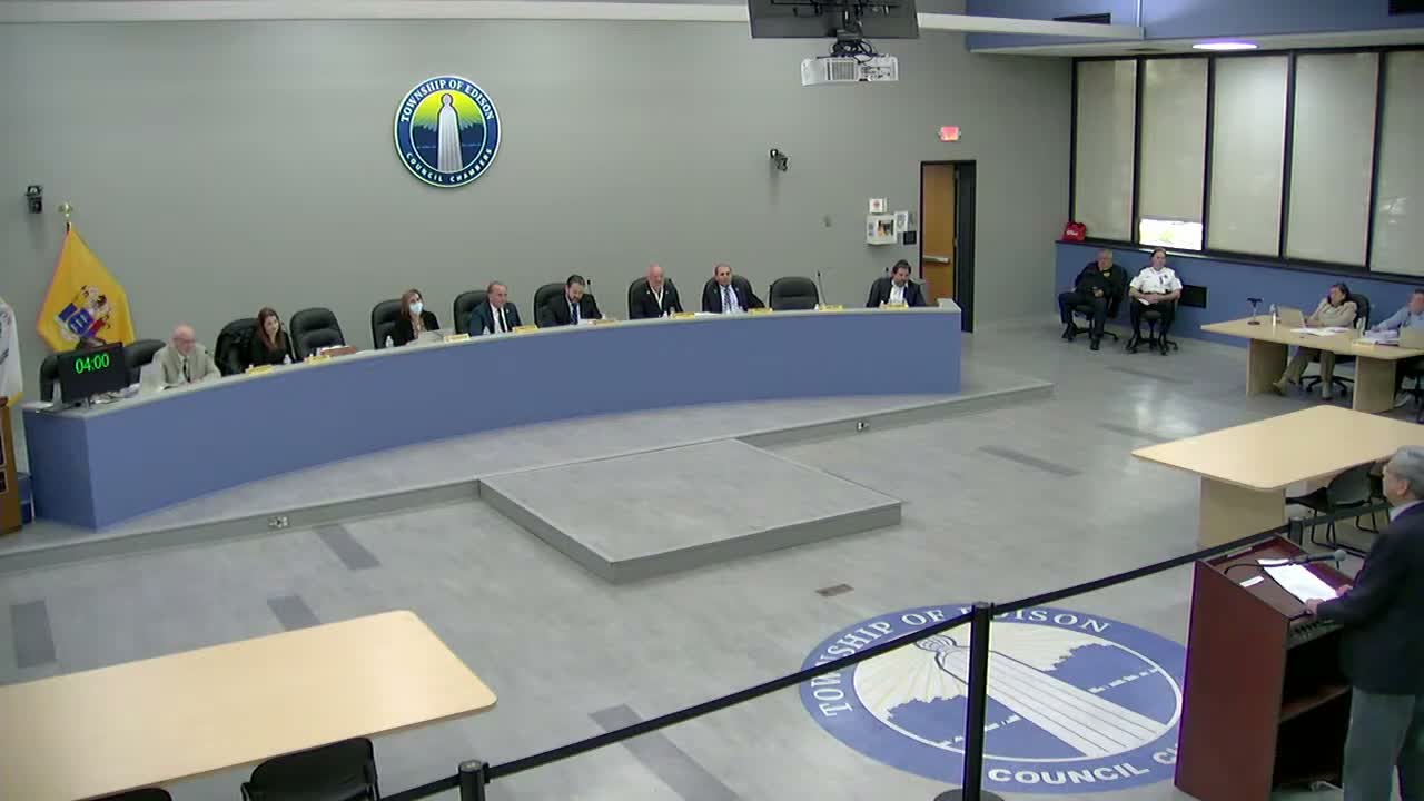Residents press council on no‑bid Taurus energy advisory contract