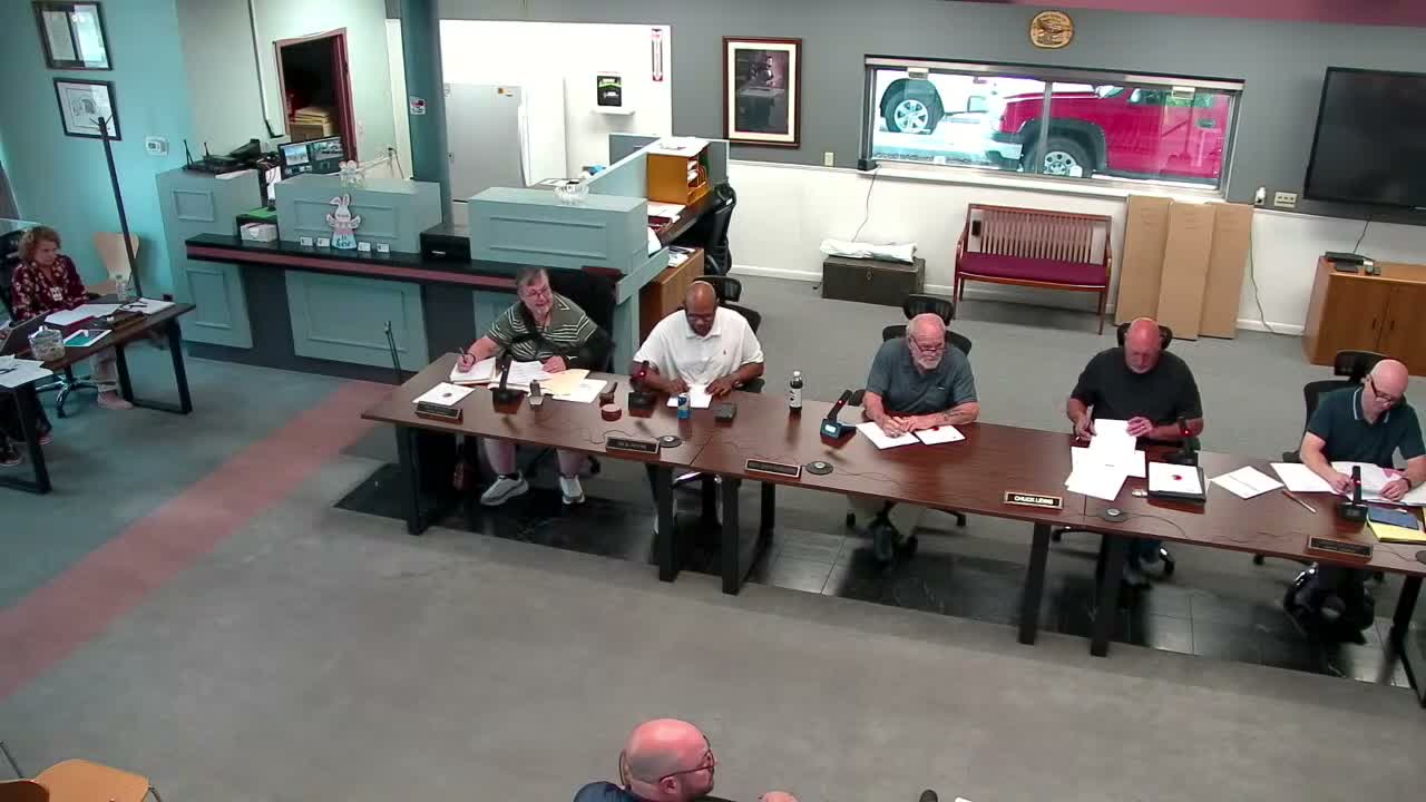 Shelter volunteers describe crowded kennels, new building and plans for low-cost spay/neuter