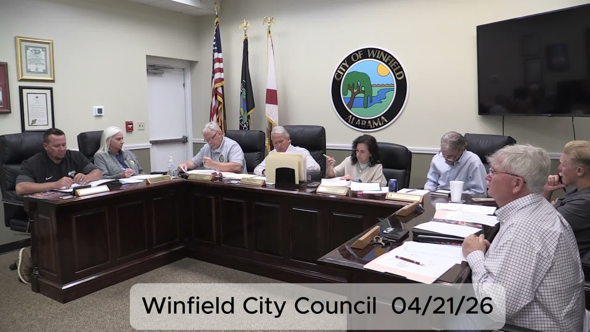 Council updates lease talks, audit status and paving plans in old business