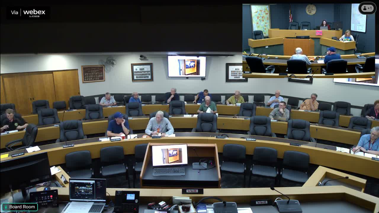 Parks director reports Earth Day turnout, nature center progress; maintenance to study in‑house mowing