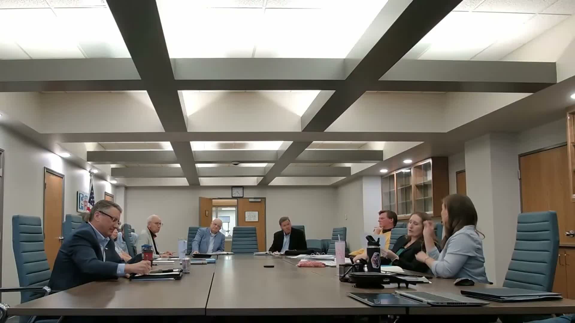 Developer says post‑94 CRA is needed to build 455‑unit Shady Grove apartments; offers to donate nearly 7 acres