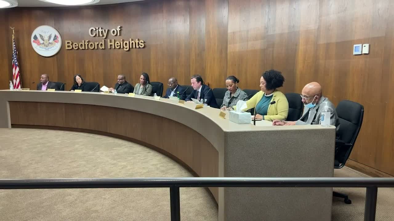 Council approves $36,000 grant-writing contract with Insight Advisory Group despite expressed reservations