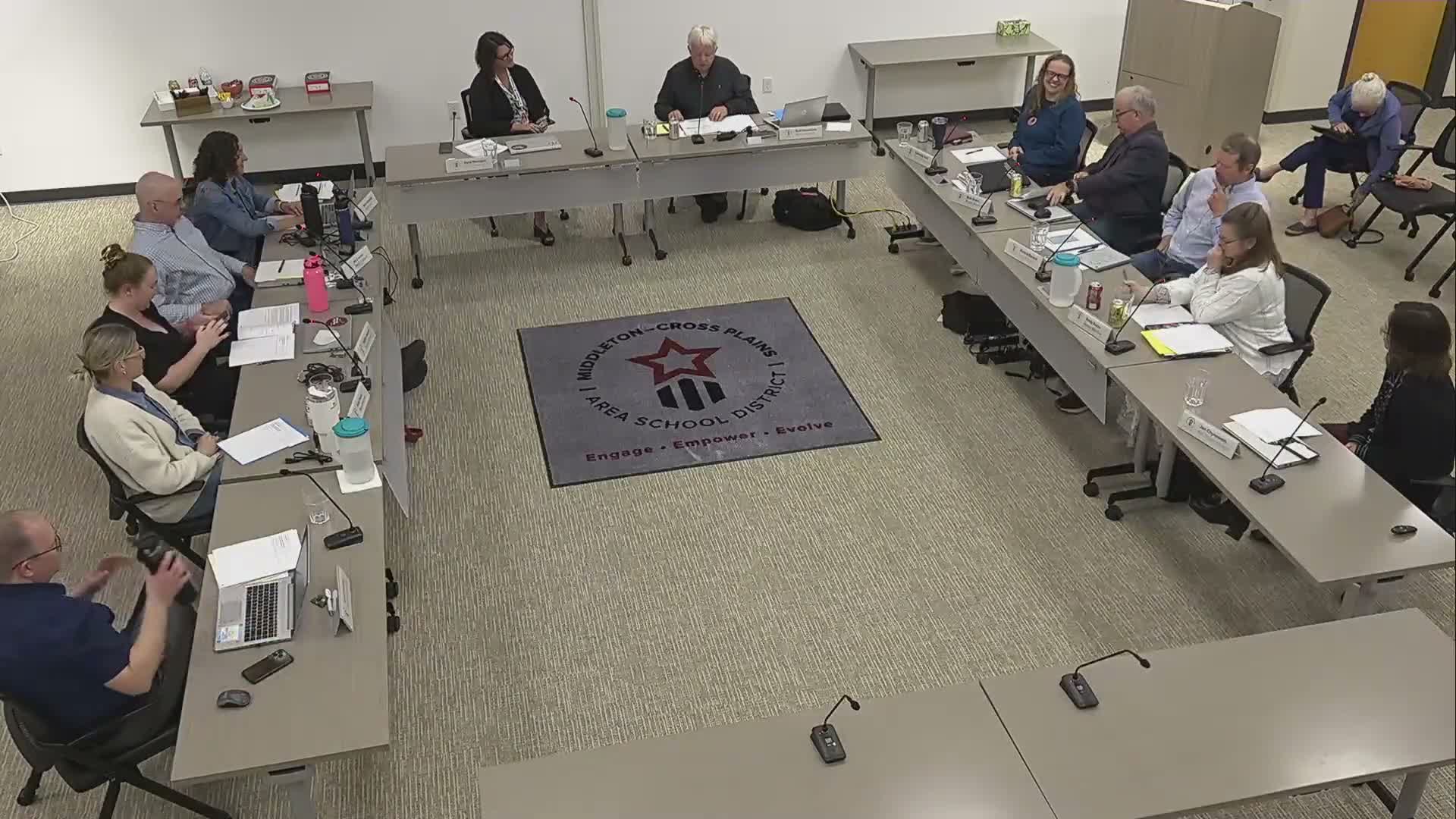 Board names Bob Green as CESA 2 delegate and approves CESA 2 membership; routine minutes and consent items also passed