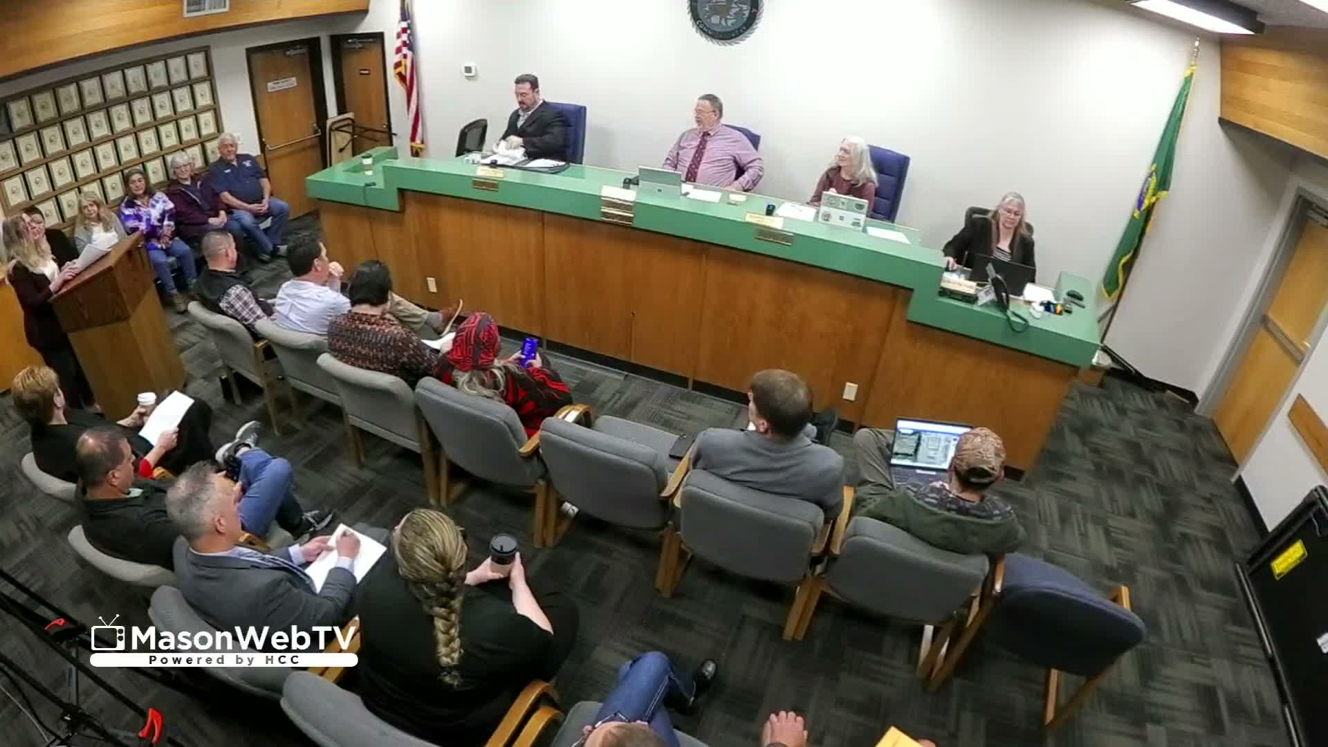 Commissioners continue public hearing after heated testimony over South Mason Fire District withdrawal request