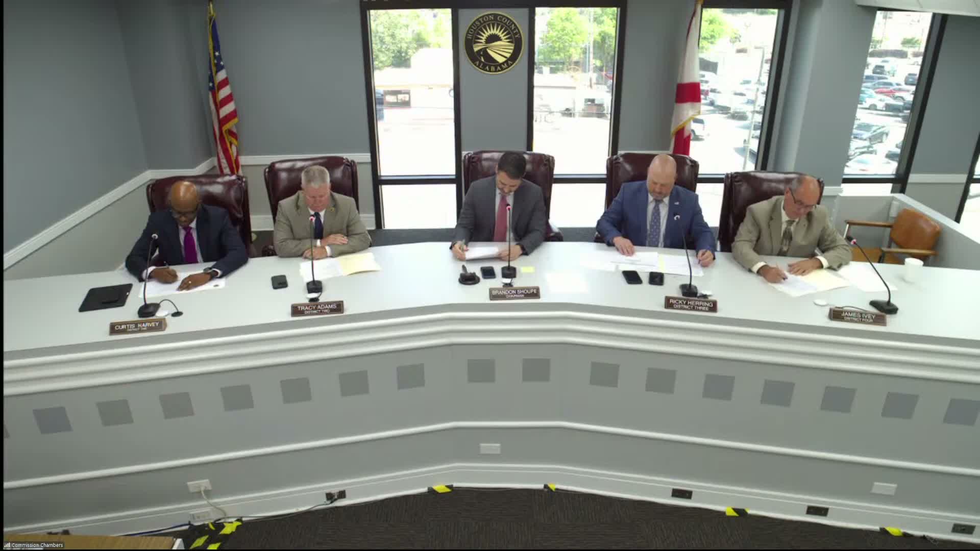 Commission approves jail budget amendment, OKs sale of surplus county equipment