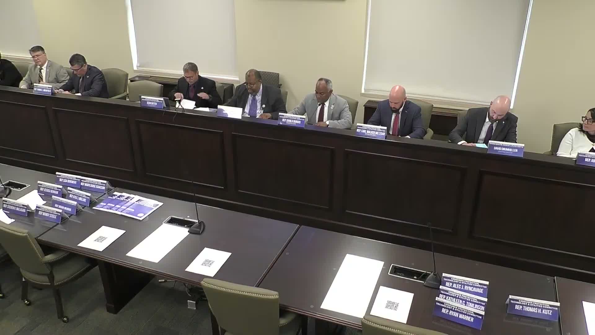 Committee advances bill to ban PFAS in cosmetics, dental floss and some juvenile products