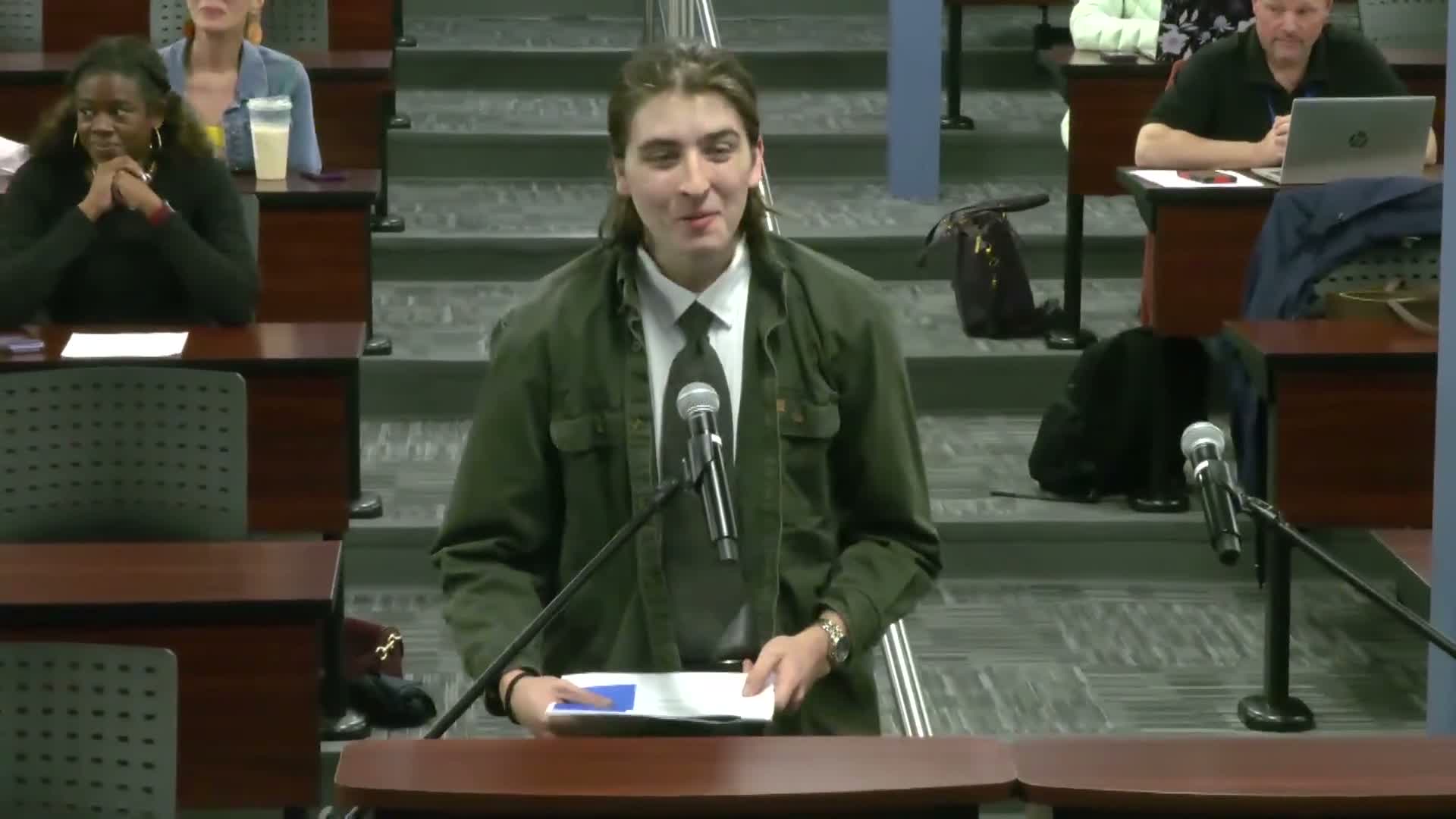 U‑46 students press for more social‑worker access, belonging and career planning; parent raises SRO complaint at public comment