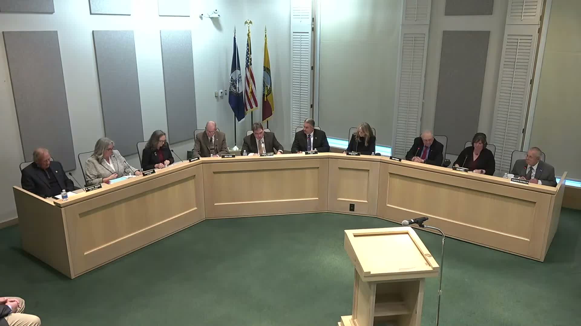 Poquoson manager recommends using modest revenue gains for employee pay; council debates tax trade-offs
