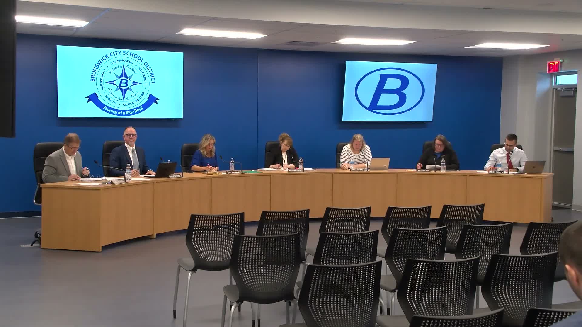 Brunswick Board approves financial reports, E-rate bids authorization and multiple contracts