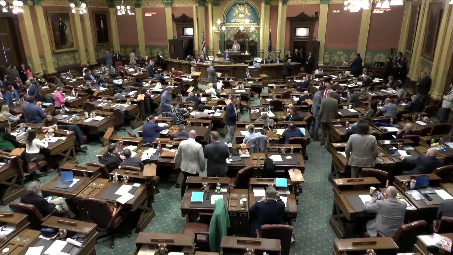 House passes package of bills including shorter boat-storage lien timeline and Great Lakes decal reauthorization