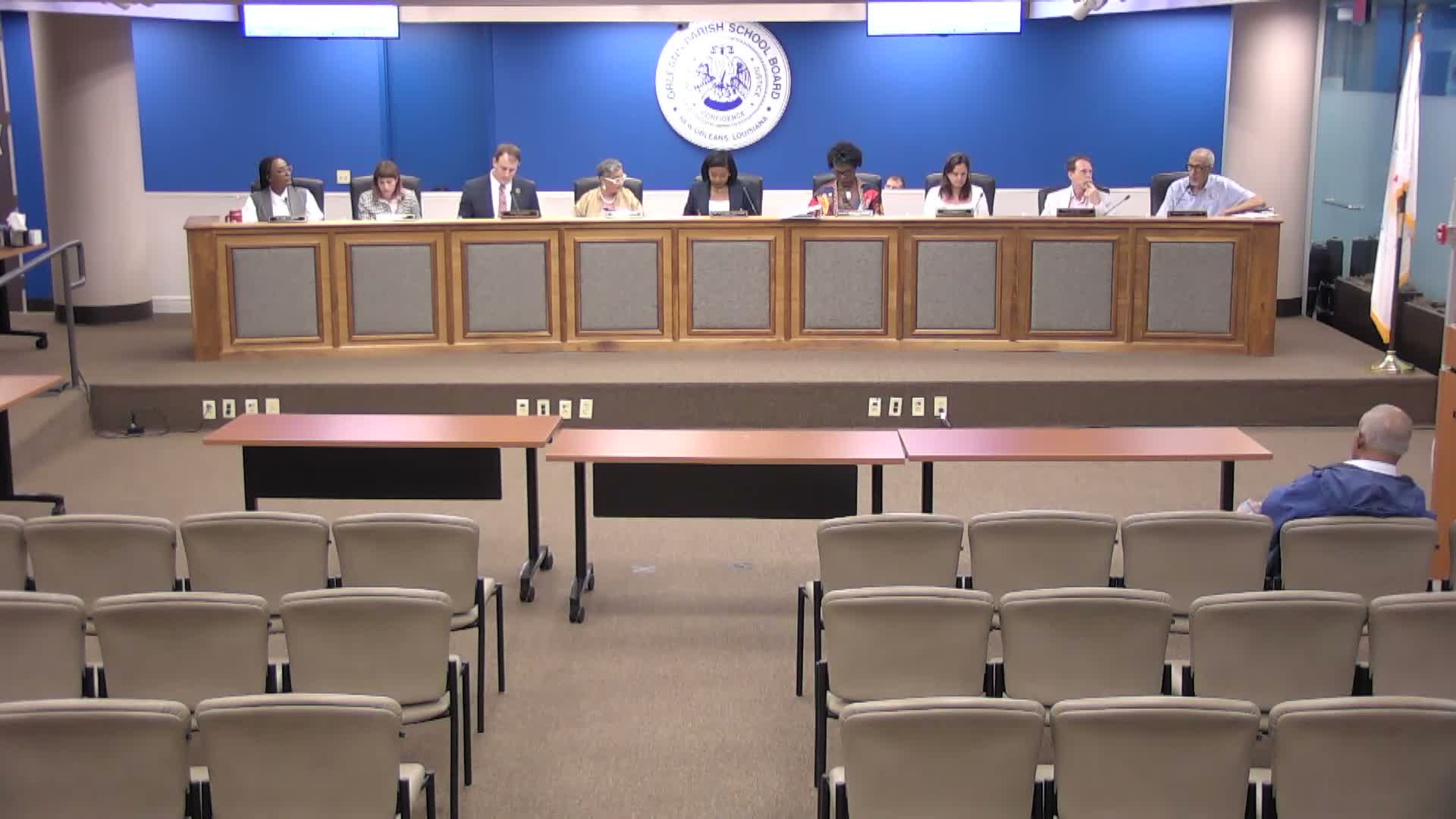Board debate over superintendent-relations policy stalls attempt to move item off consent agenda