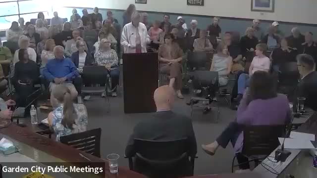 Residents press Garden City to curb high-speed e-bikes and motorized vehicles on Greenbelt; city plans signage and ambassador program