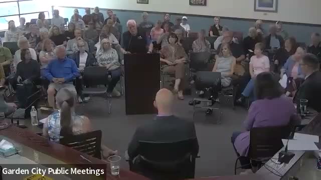 Residents urge protections for Boise River cottonwoods and call for tighter zoning rules; council to research options