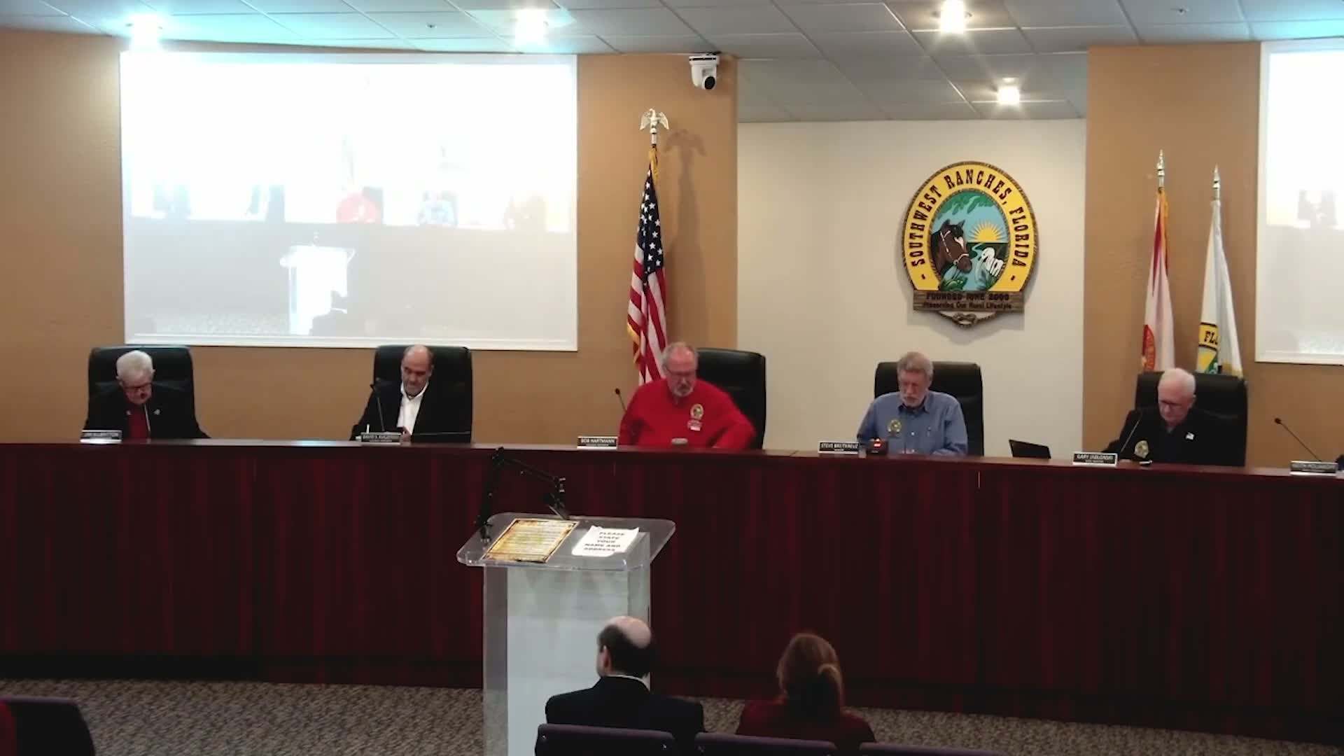 County Commissioner Steve Geller tells Southwest Ranches council public safety, jobs and water are top priorities