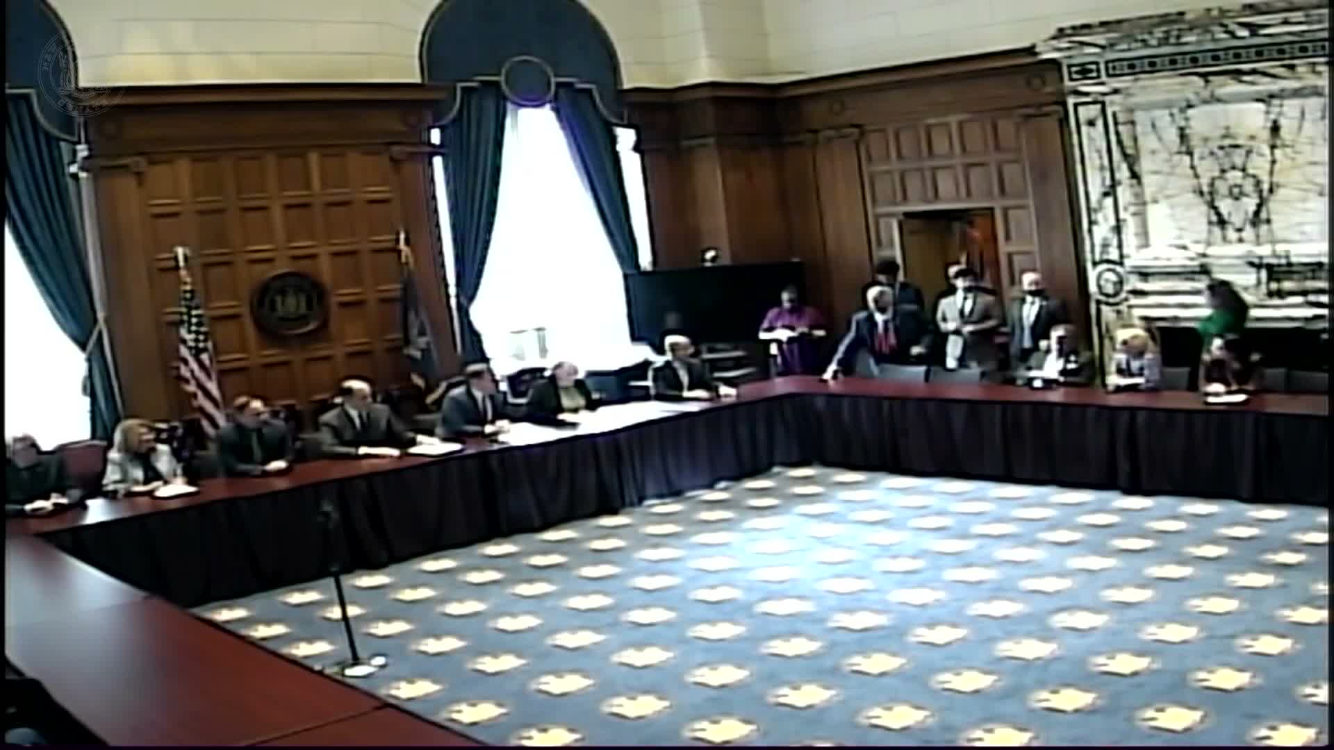 Chair reports on Senate bill 33 and other bills, announces vote result