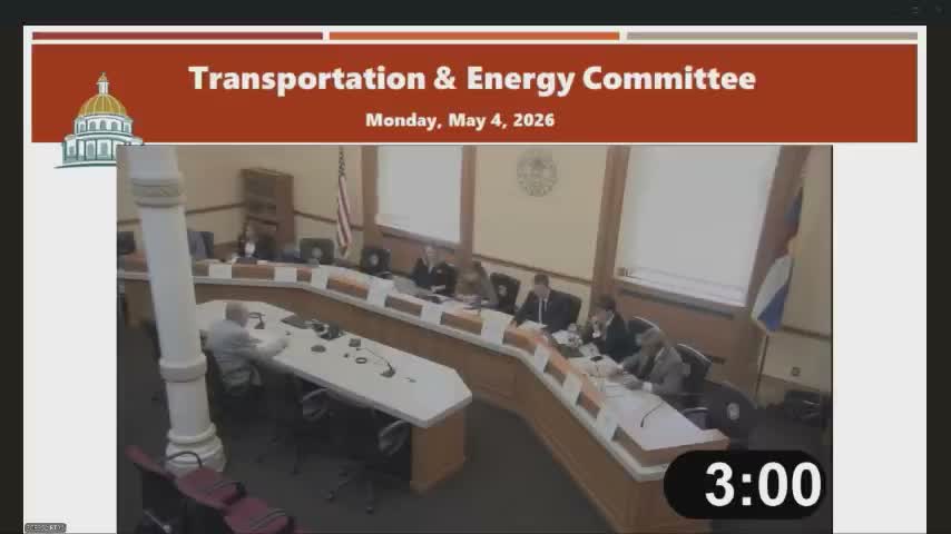 Senate committee advances bill to align wind-turbine lighting rules with federal approvals