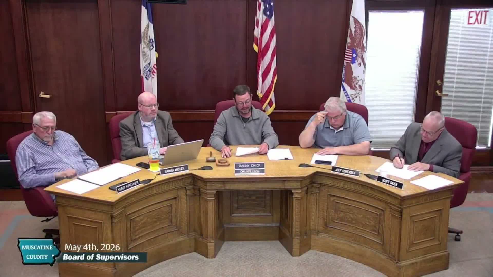 Supervisors approve downtown parking change order, paving plans and other routine business