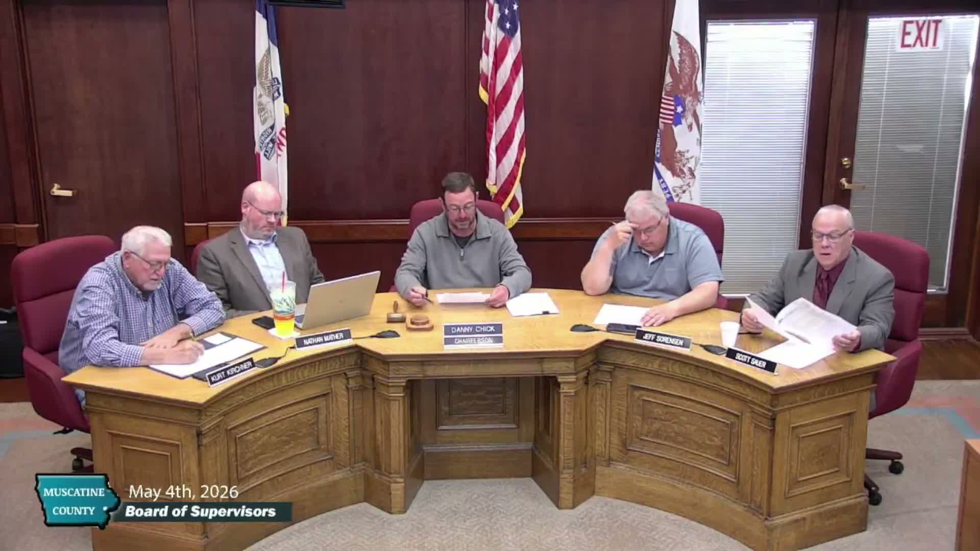 Muscatine supervisors hold public hearing and pass first reading to declare EMS an essential service