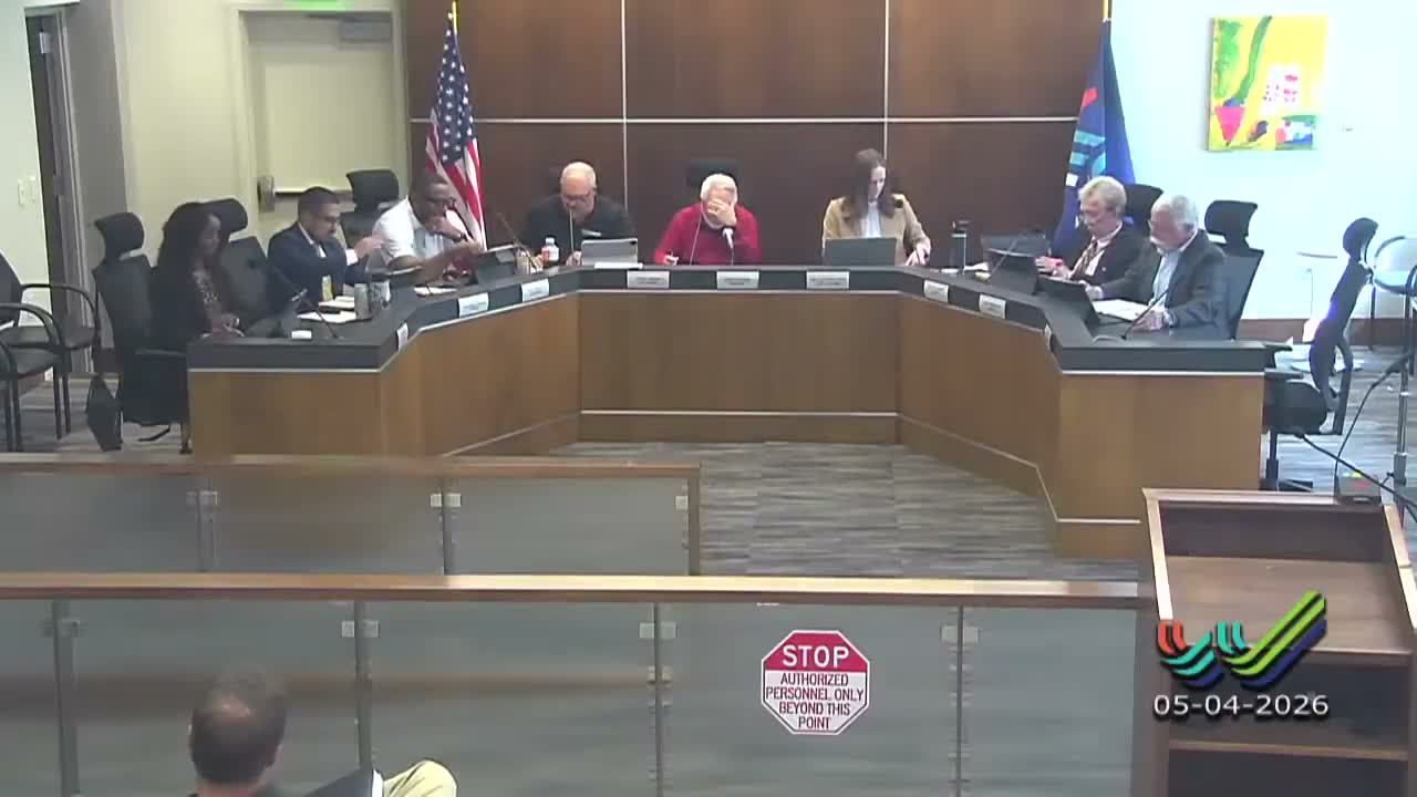 Councilman Victor Salamanca urges study of switch to city-manager model