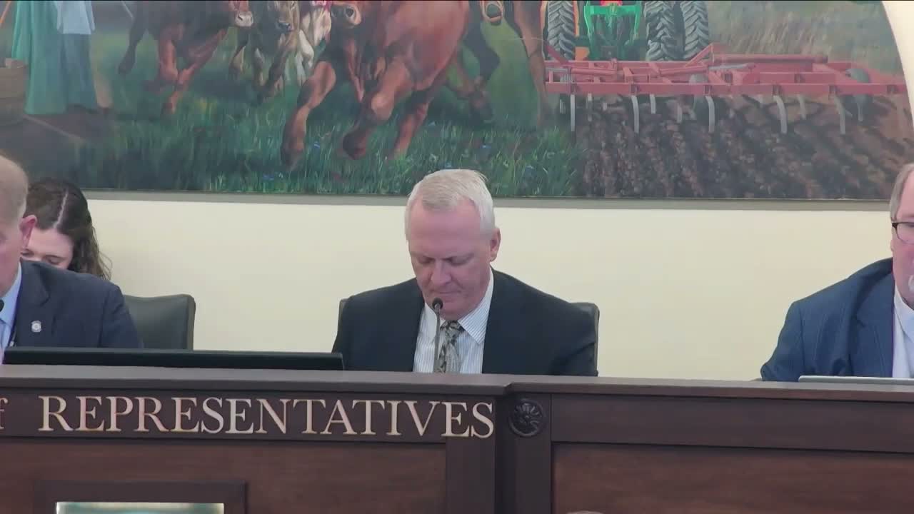 HDR 1101 on Oklahoma Medical Marijuana Authority approved unanimously
