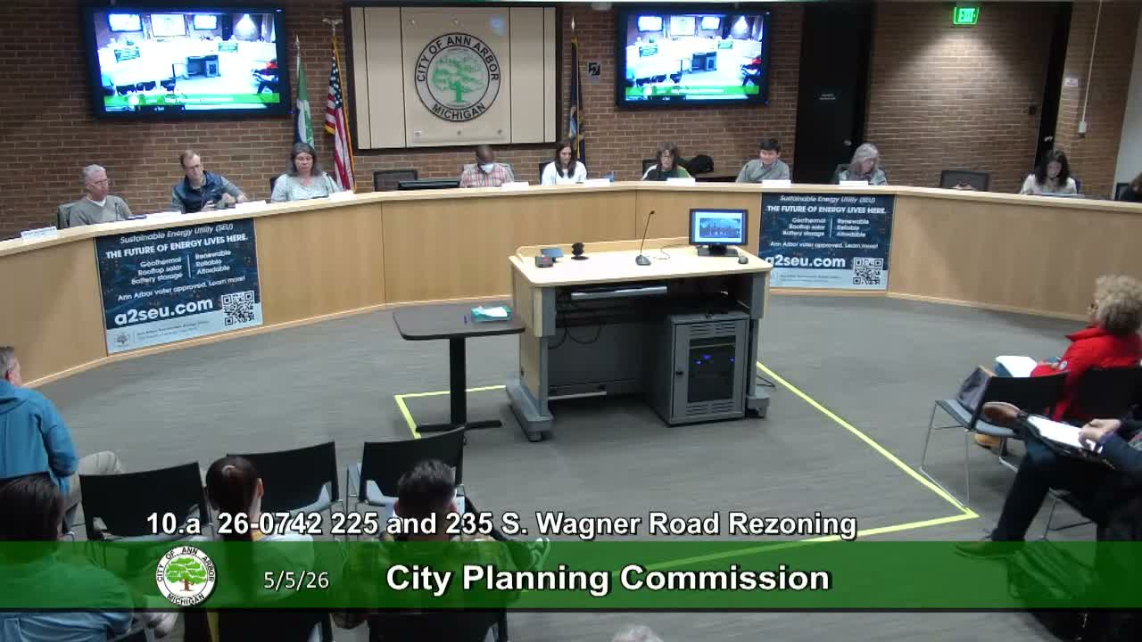 Planning commission backs rezoning at 700 North Main to permit denser, smaller rental units