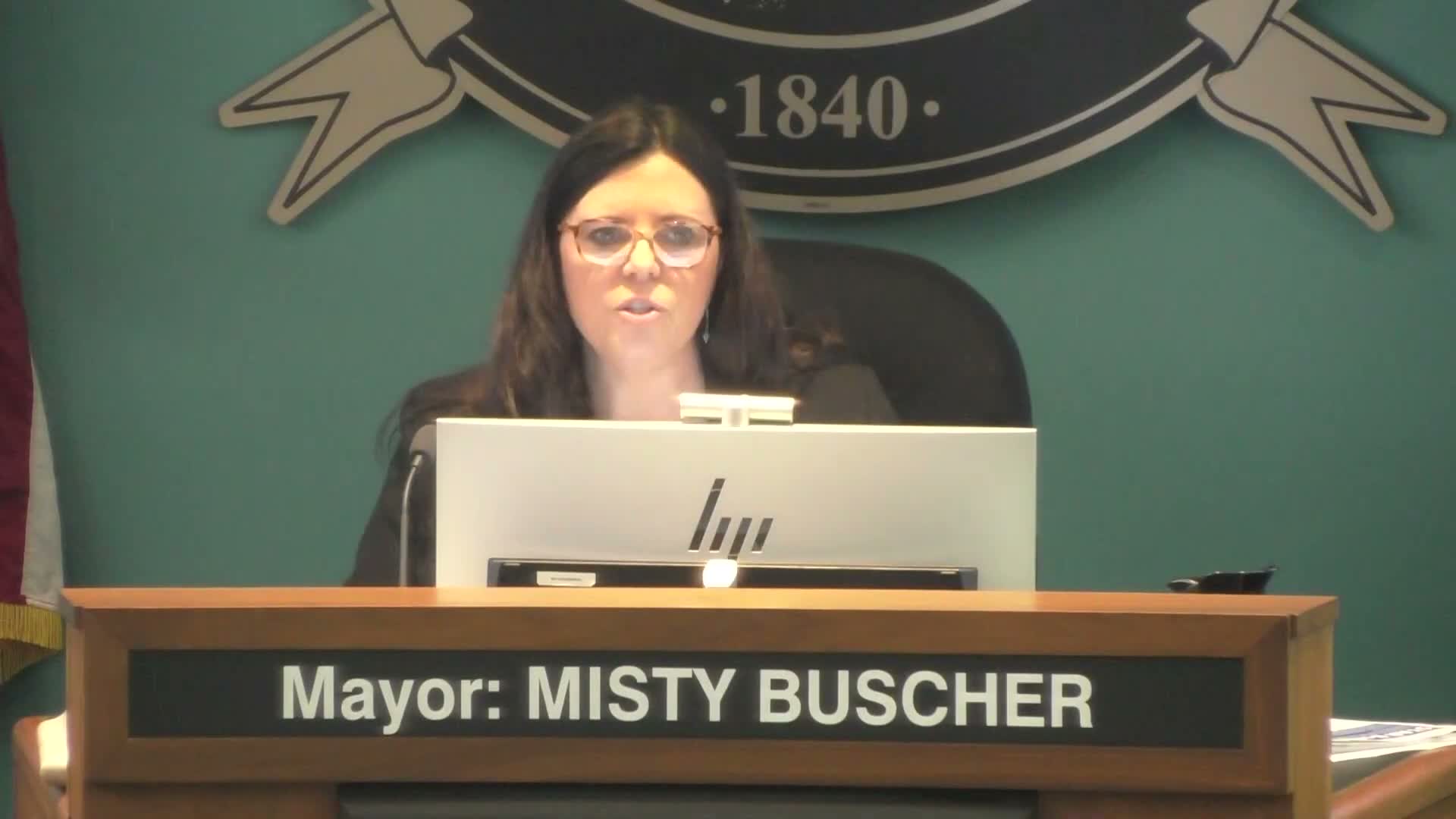 Mayor recognizes mayor's youth council for mental-health fair and city job-shadow program