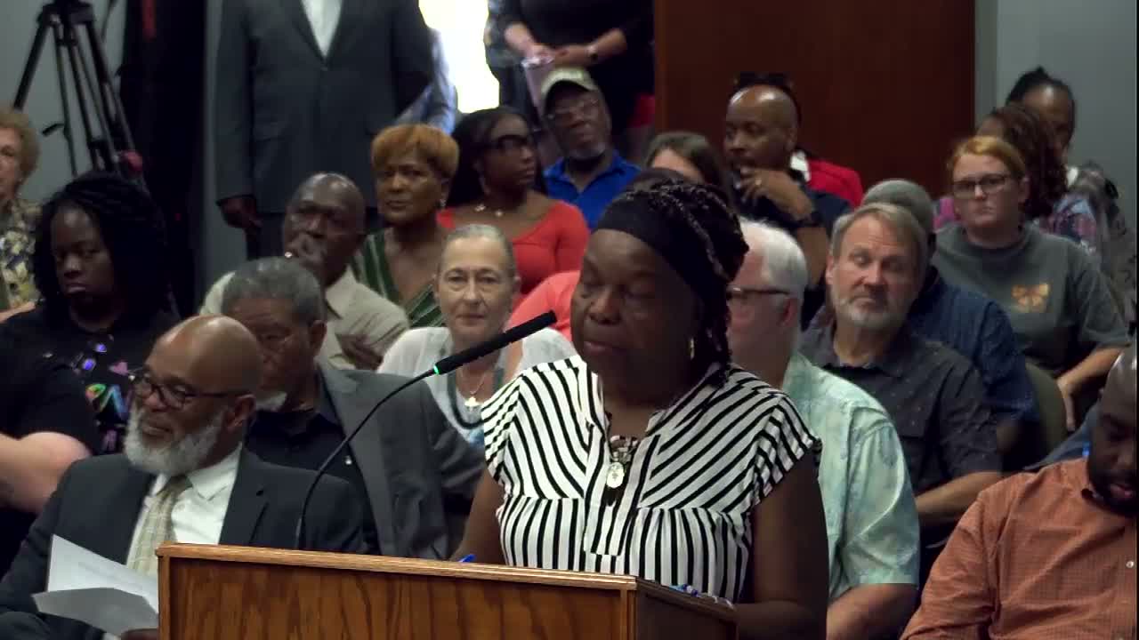 Residents press board to act on Stevens School; commissioners schedule special meeting and on‑site community session