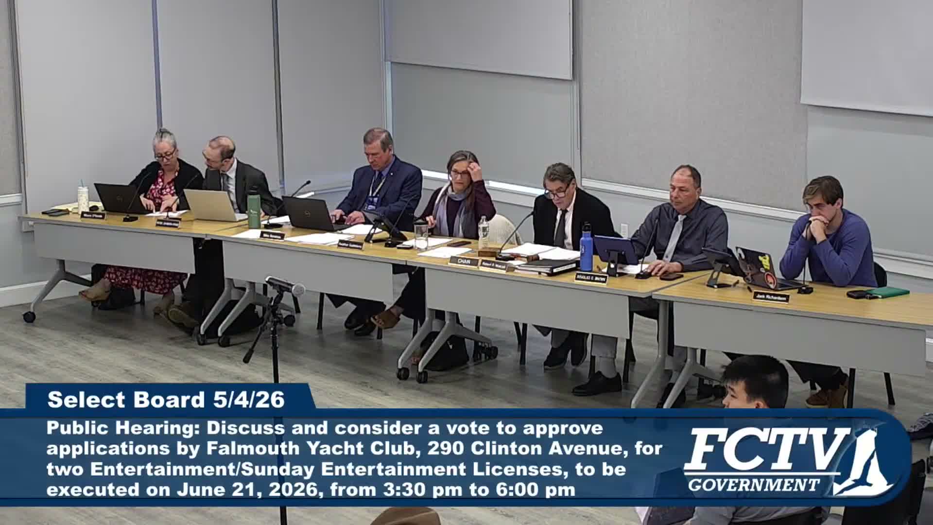 Select Board approves several short‑term entertainment and storage licenses