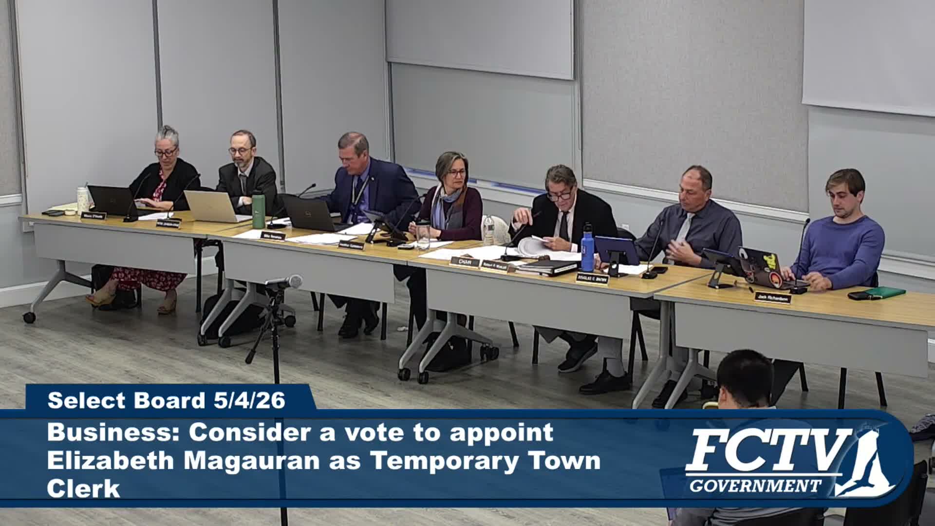 Select Board updates ICE position statement, votes to send letter to federal delegation