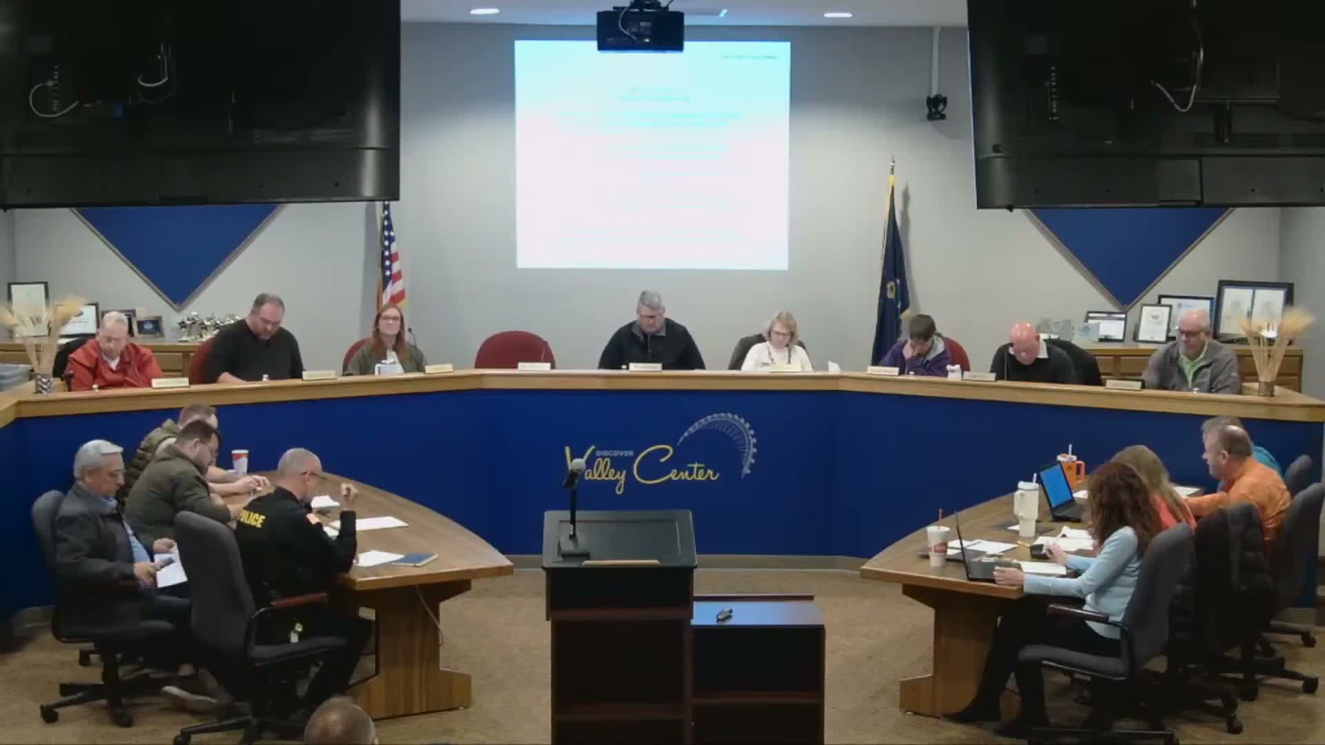Council approves bond and temporary note actions after favorable bids; staff to execute sale documents