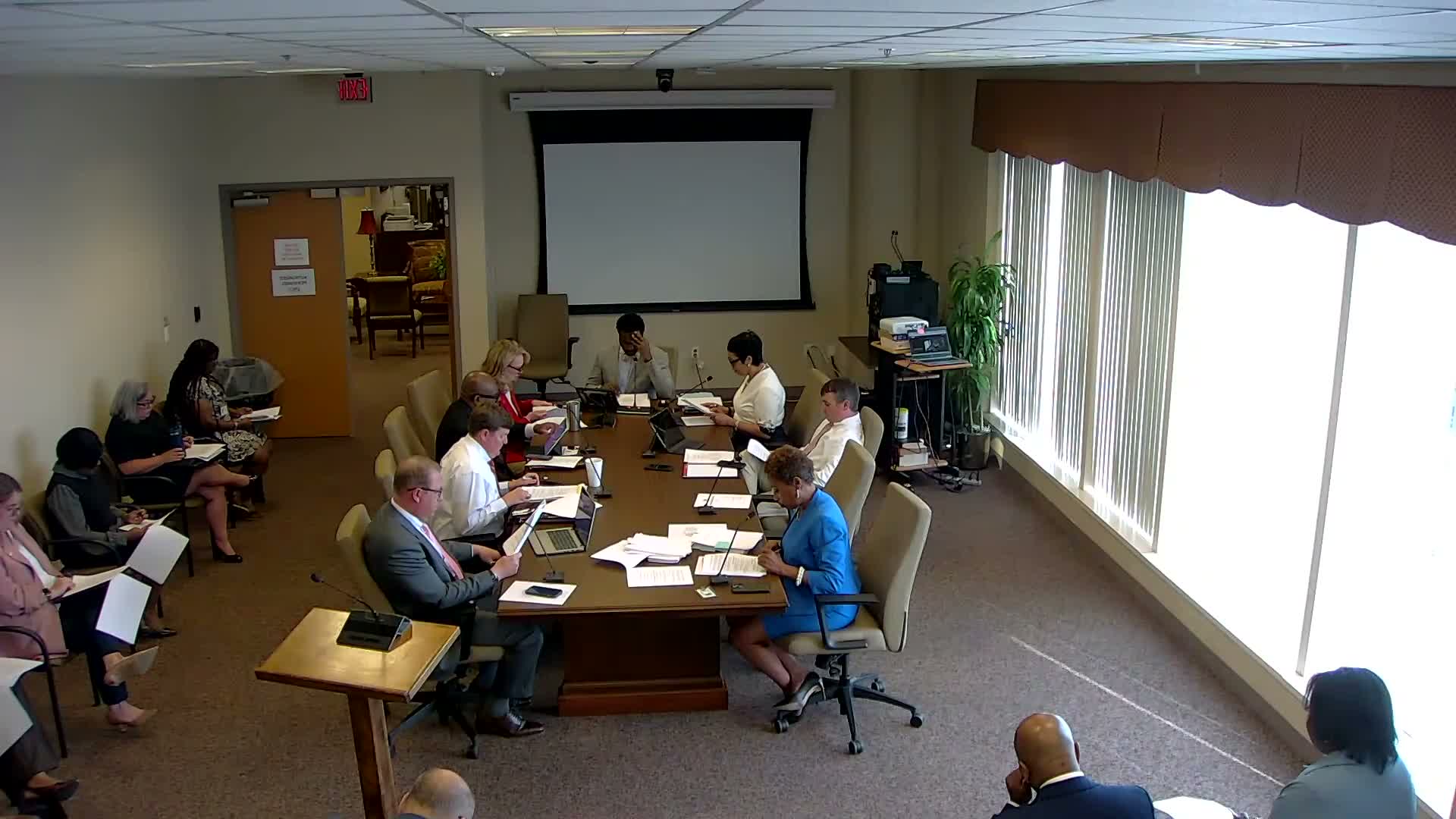 Council members press staff on foreign-trade-zone operator fees and local benefits
