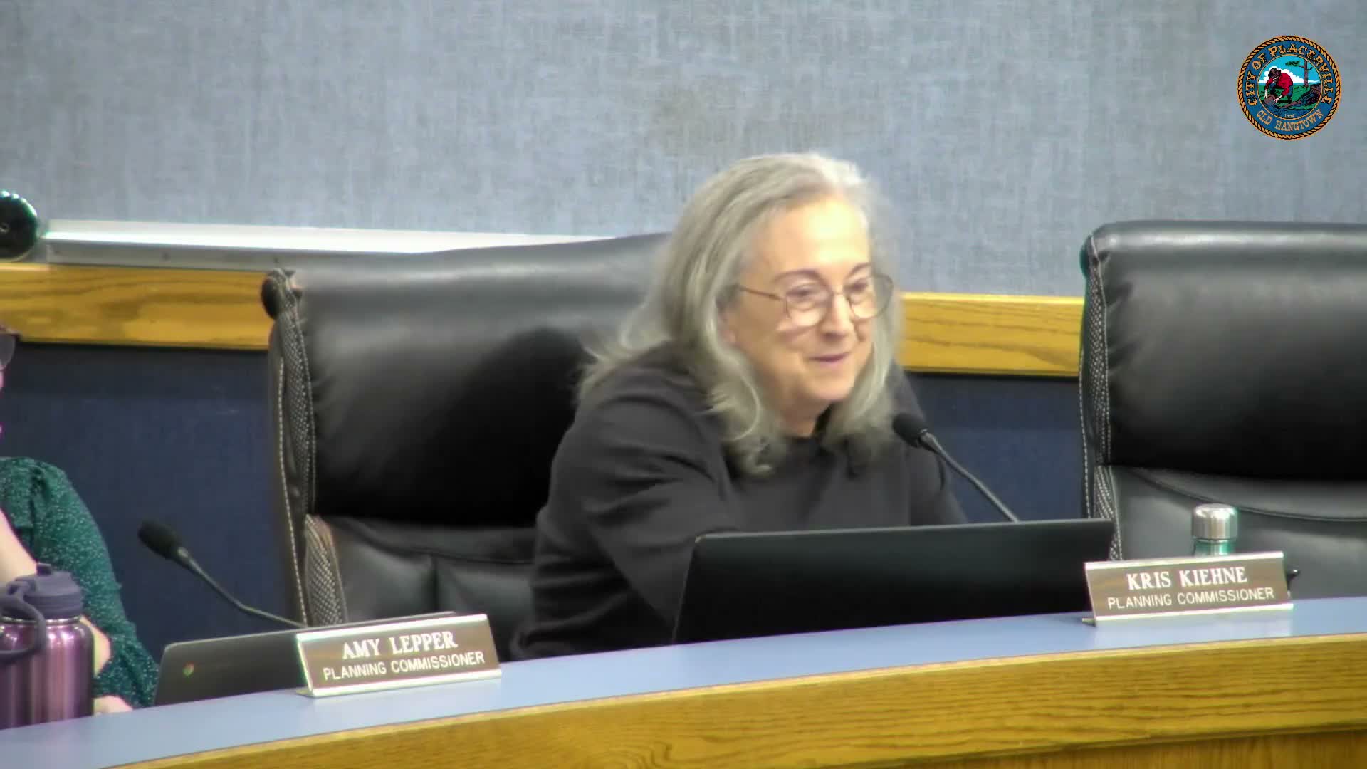 Planning Commission recommends City Council adopt zoning-code updates to standardize findings and procedures