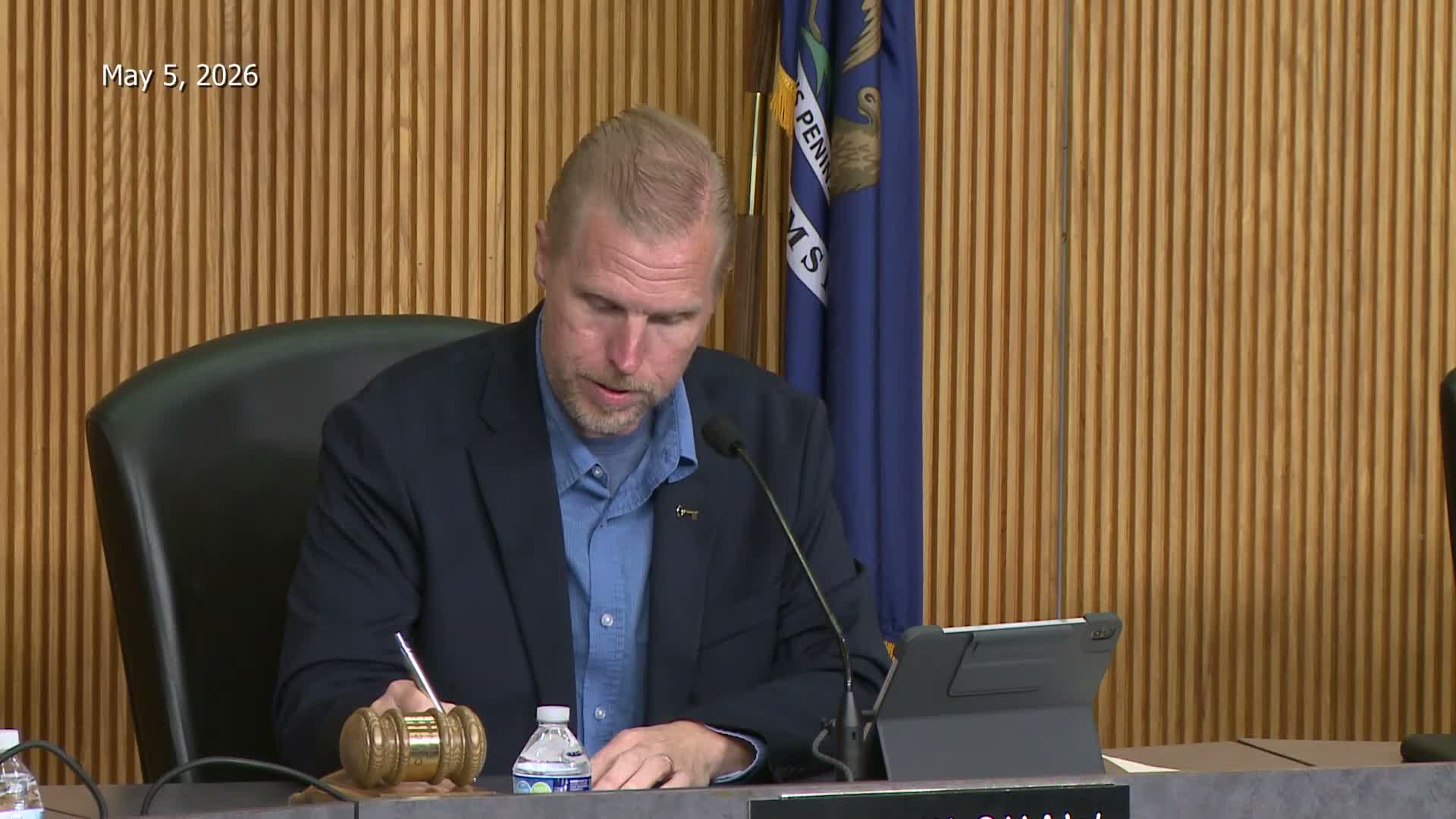 Commission backs consignment furniture store at 20412 Farmington Road after neighbors’ access concerns clarified