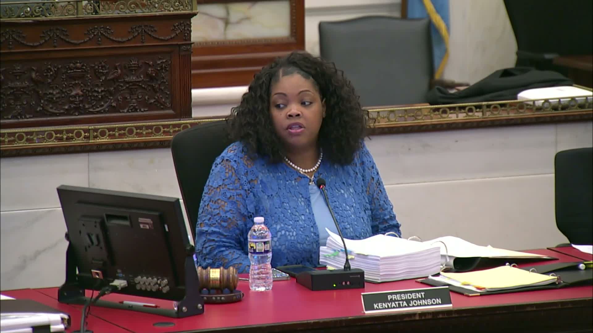Council presses managing director on local‑business contracting as officials defend delivery tax design