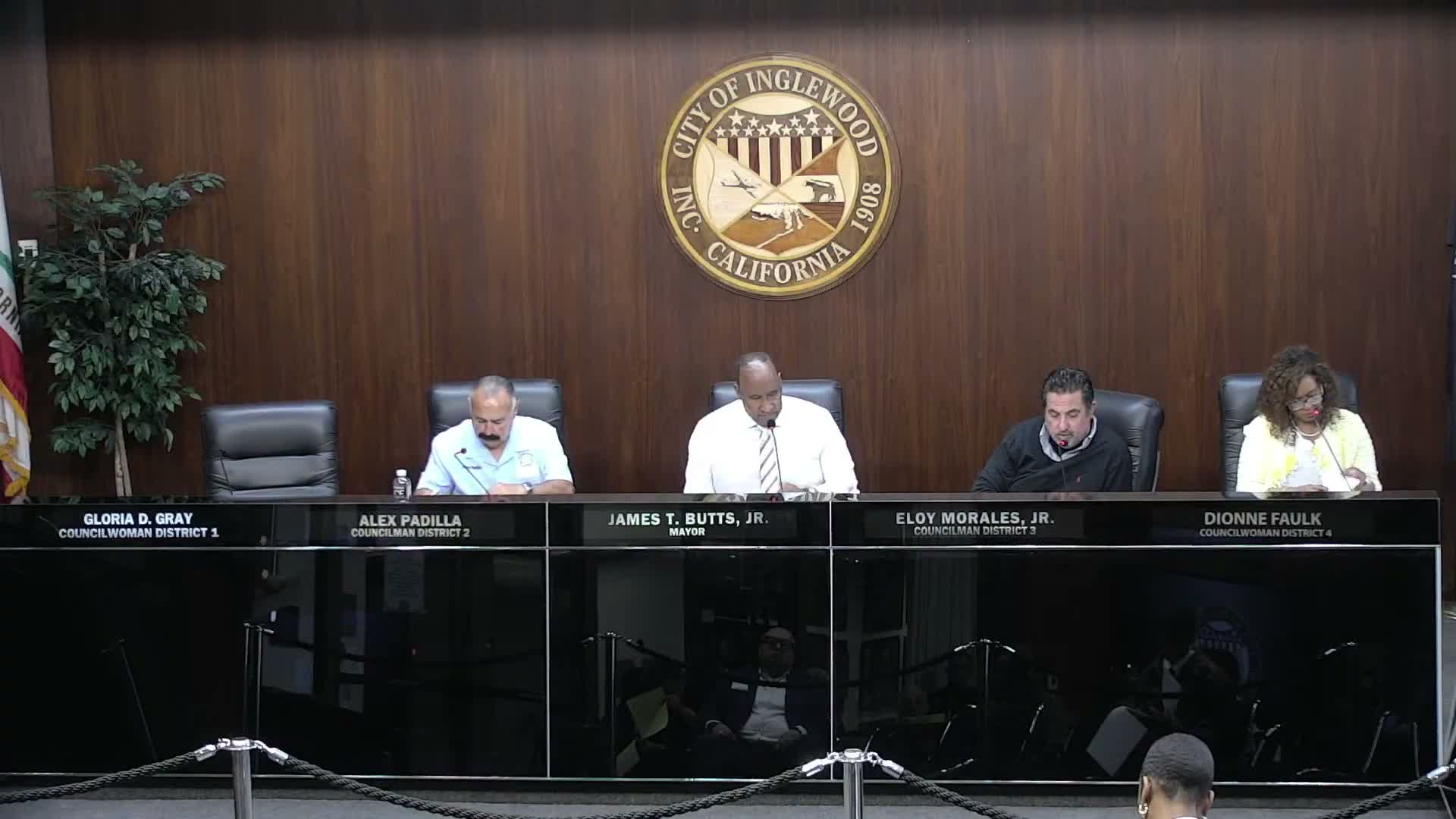 Council approves consent items including Metro grants and appoints Alex Monge to Parks & Rec