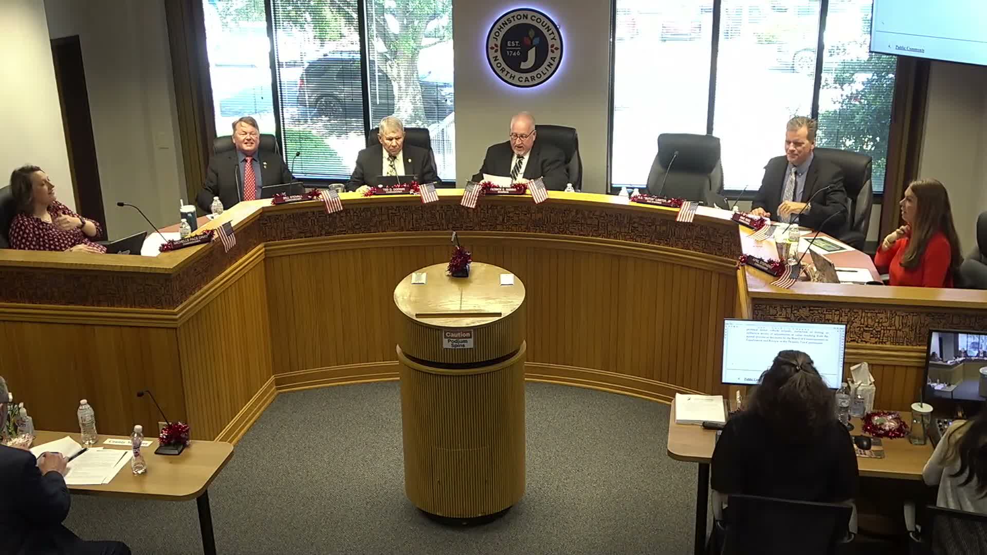 Johnston County approves short-term lease of former Tucker Furniture for county offices