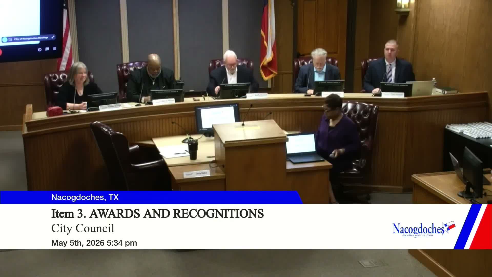 Texas Police Chiefs Association presents accreditation recognition to city department