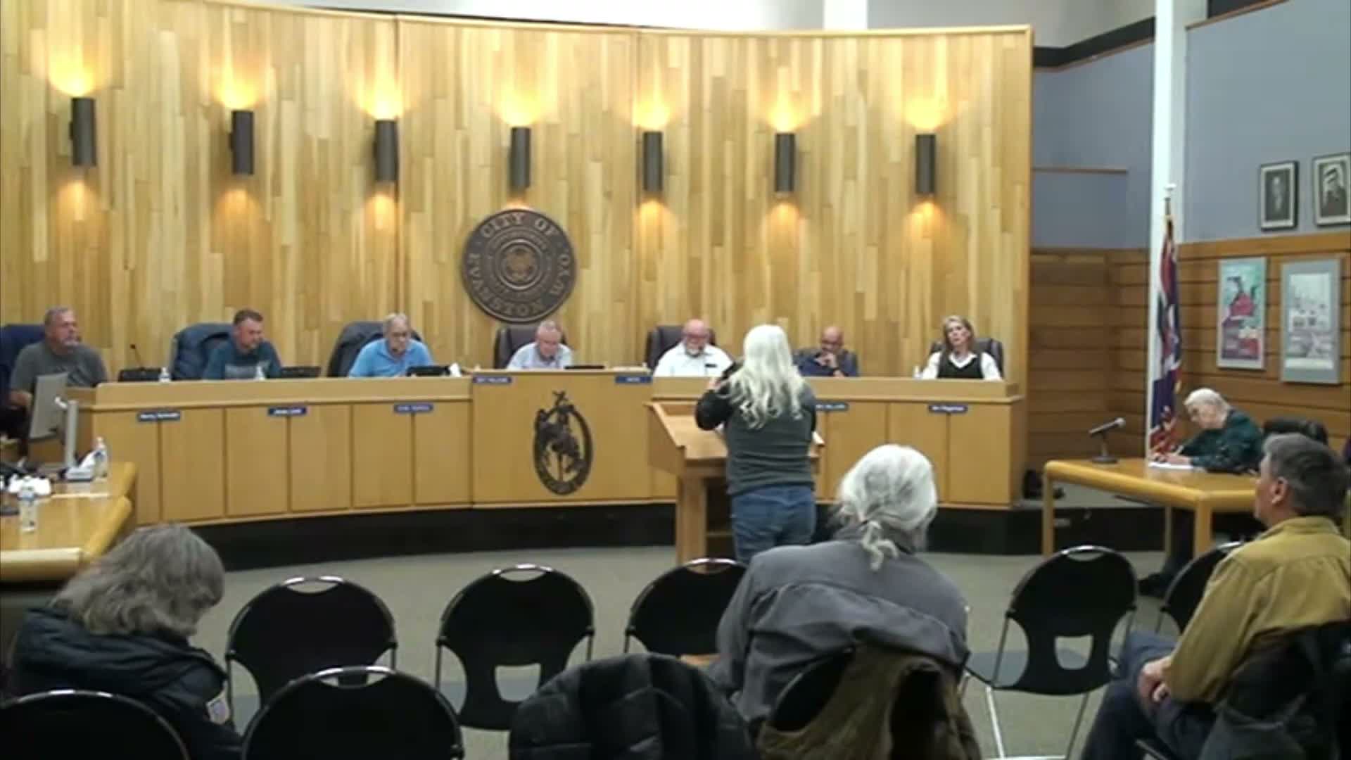 Public commenter raises concerns about gas golf carts, vaping inside restaurants and volunteer staffing for Arts Incorporated