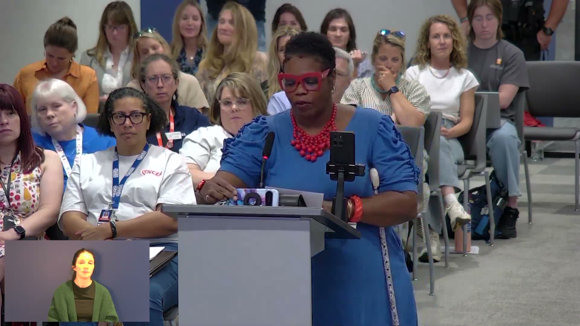 Parents at Knox County school board meeting demand accountability after bullying and administrative complaints
