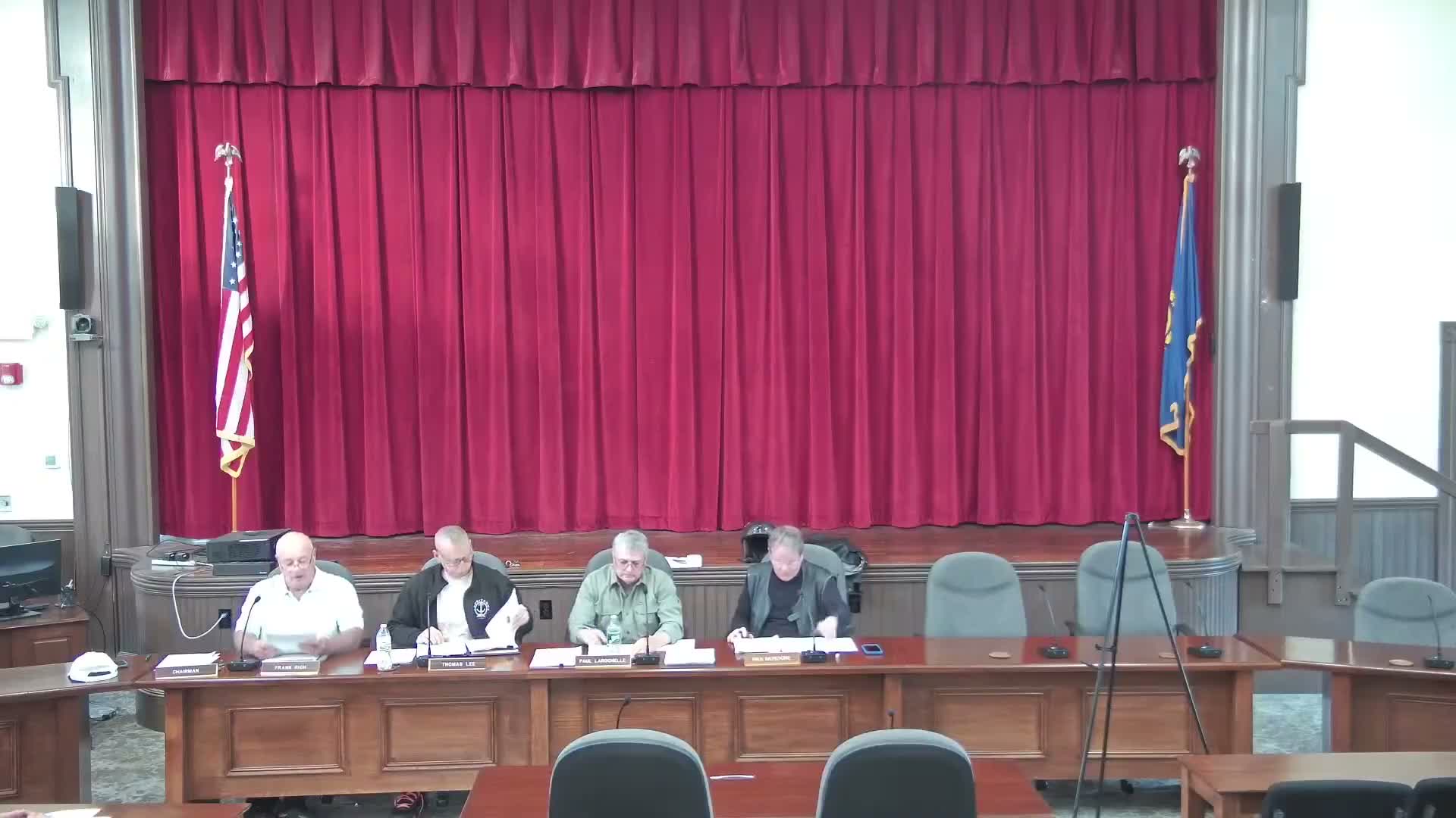 Alton zoning board approves replacement of long-vacant trailer with conditions after abutter objections