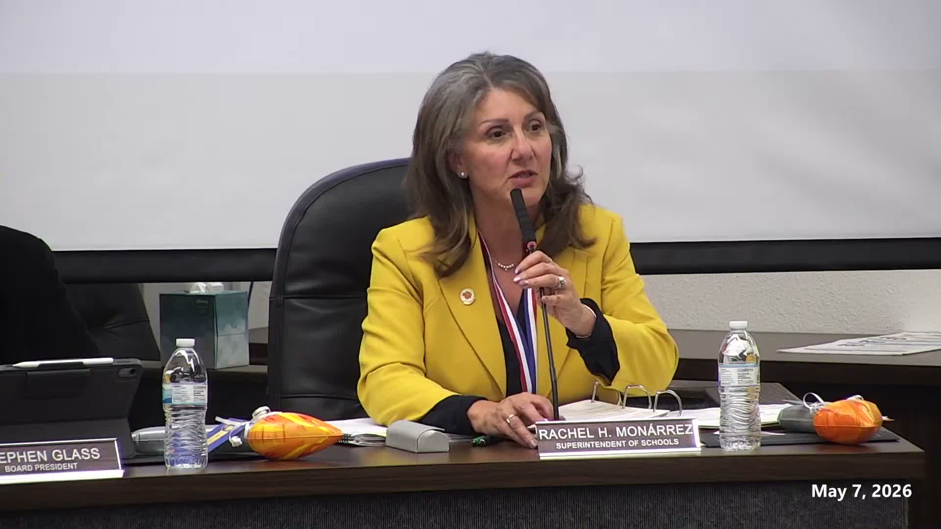 Trustees pull district mobile-device policy after extended debate; ask staff to return with clearer guidance